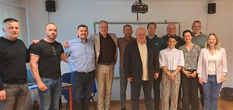 Slika /slike/Zatvorski sustav/Centar za izobrazbu/Komunikacija i ovladavanje agresijom_sl1.jpg